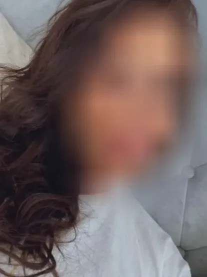Carla, 33