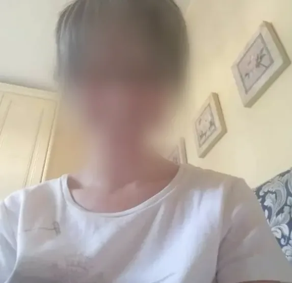 Claudia, 34