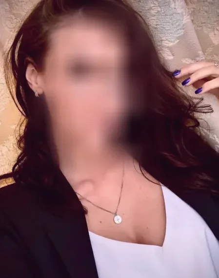 Tanja, 33